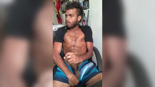 ROCK MERCURY PLAYS WITH THICK JUICY COCK ON WEBCAM UNTIL HE BURST CUM ALL OVER PUBES Rock Mercury - SeeBussy.com