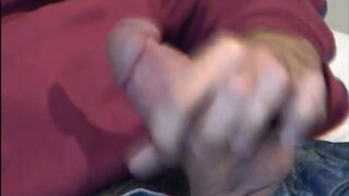 Huge dick arab guy serviced by us Brahim keumgay 480p