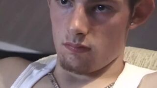 Skater Boy Vince Jacks Off CJXXX - SeeBussy.com