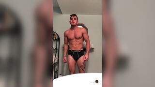 gay porn video - kevinmuscle (584) - SeeBussy.com