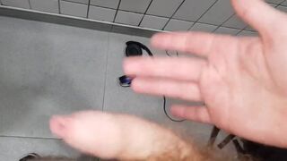 Teasing You With My Athletic Body ¦ PUBLIC JELQUING ⁄ MODEL STRIPPING EvilTwinks - SeeBussy.com