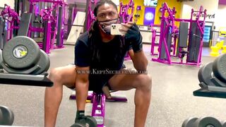 MY DICK FELL OUT WHILE WORKING OUT KeptSecretXXX