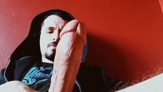 Busting a nut on chaturbate with my fuck toy Youngshooter420
