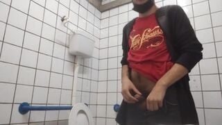 Push my cock out my skinny jeans to pee and mess with my bush nathan nz