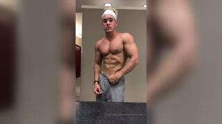 gay porn video - kevinmuscle (458)