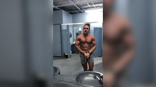 gay porn video - kevinmuscle (717)