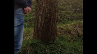I'M PEEING IN PUBLIC - 3 smellmydick