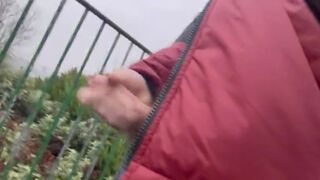 Love wanking the public averageCockWanker