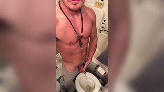 gay porn video - kevinmuscle (598)