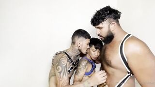 Two Big Guys For A Little Latin - Pablo Bravo  Alexiel Torres and Jafarxx