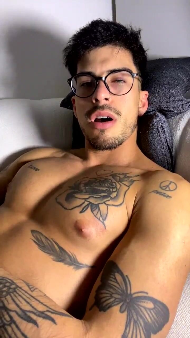 OnlyFans - Bastian Moreyra (19)