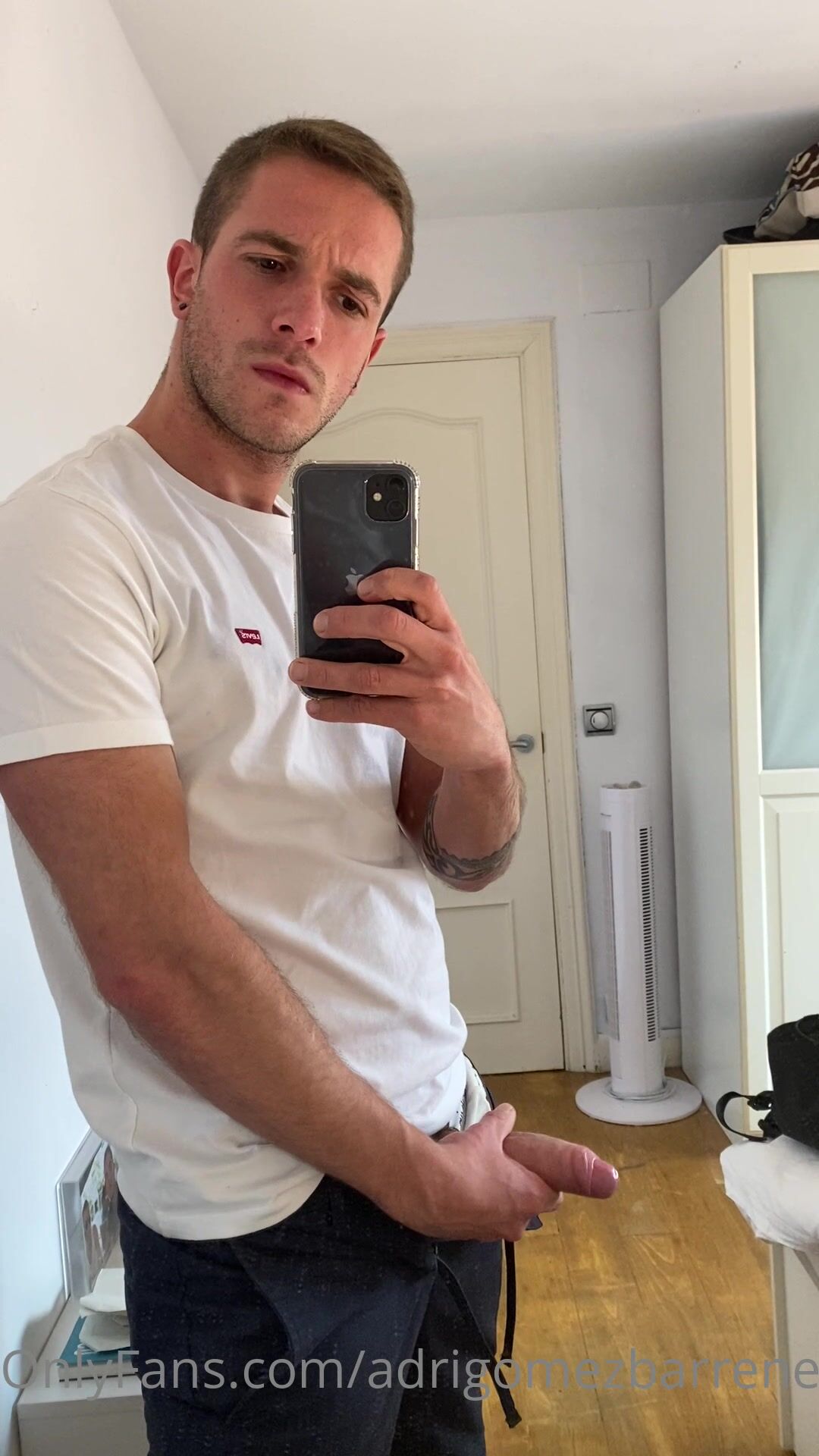 OnlyFans - Apolo Adri - gay porn video (Batch 2) (32)