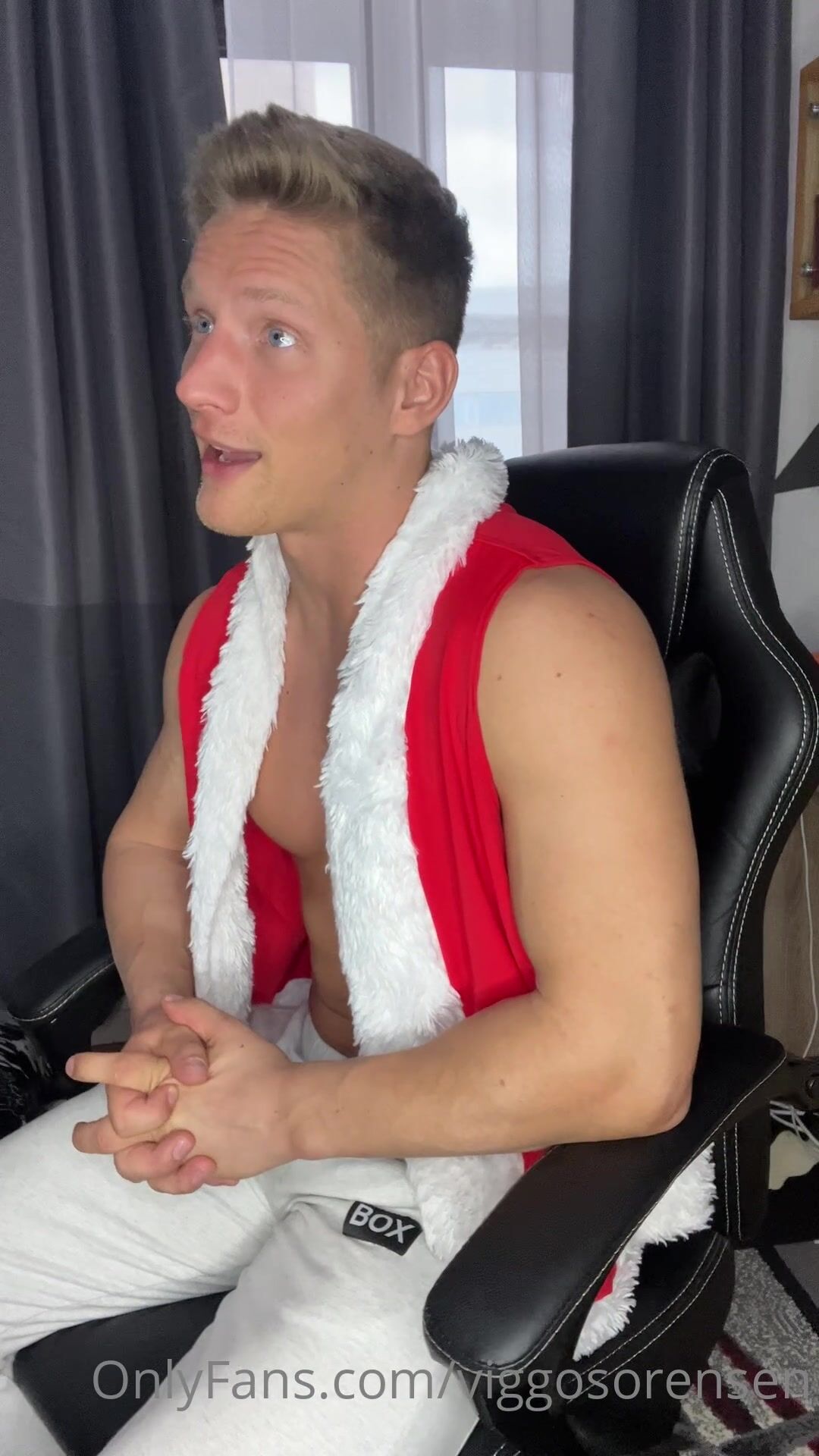 OnlyFans - Viggo Sorensen - gay porn video (153)