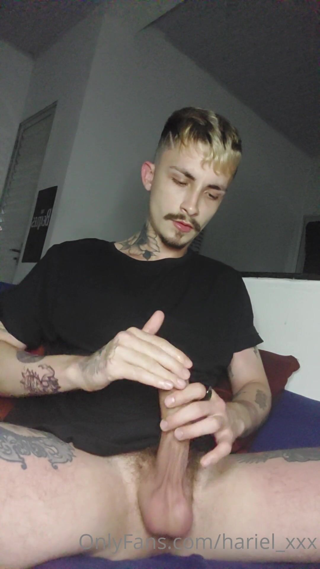 OnlyFans - hariel_xxx - gay porn video (37)