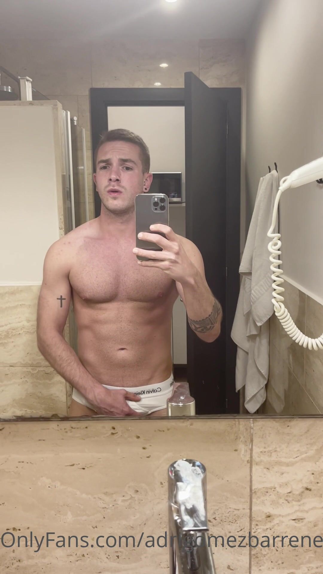 OnlyFans - Apolo Adri - gay porn video (Batch 2) (37)