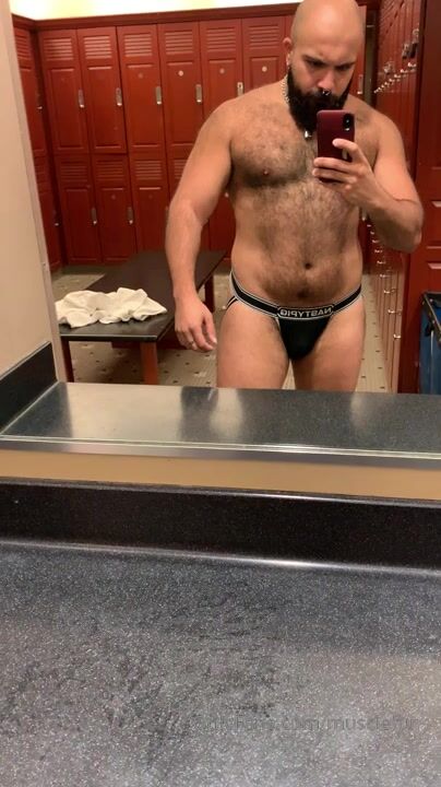 OnlyFans - musclefur - gay porn video (13)
