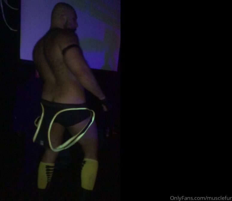 OnlyFans - musclefur - gay porn video (99)