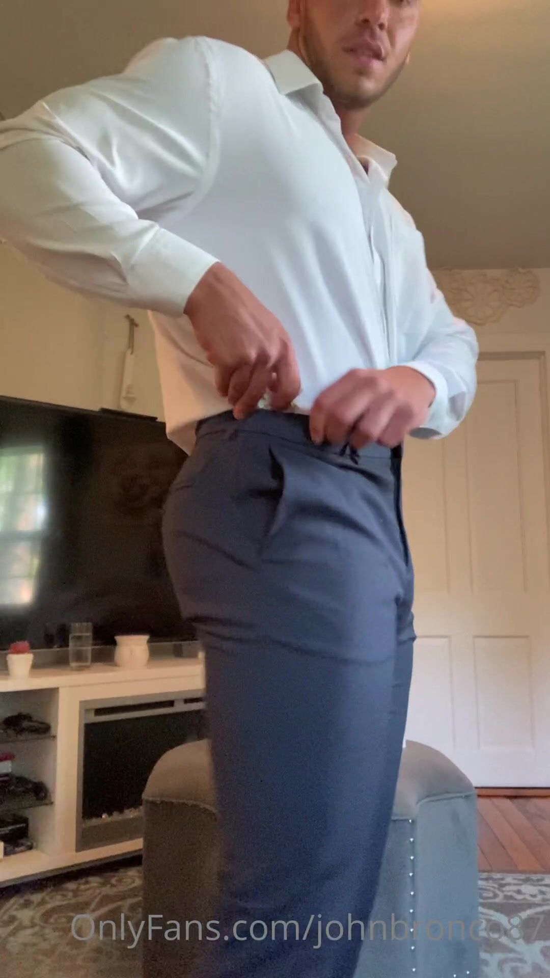 OnlyFans - John Bronco - 2021-07-16 gotta be a good boy in my church clothes just joking pull