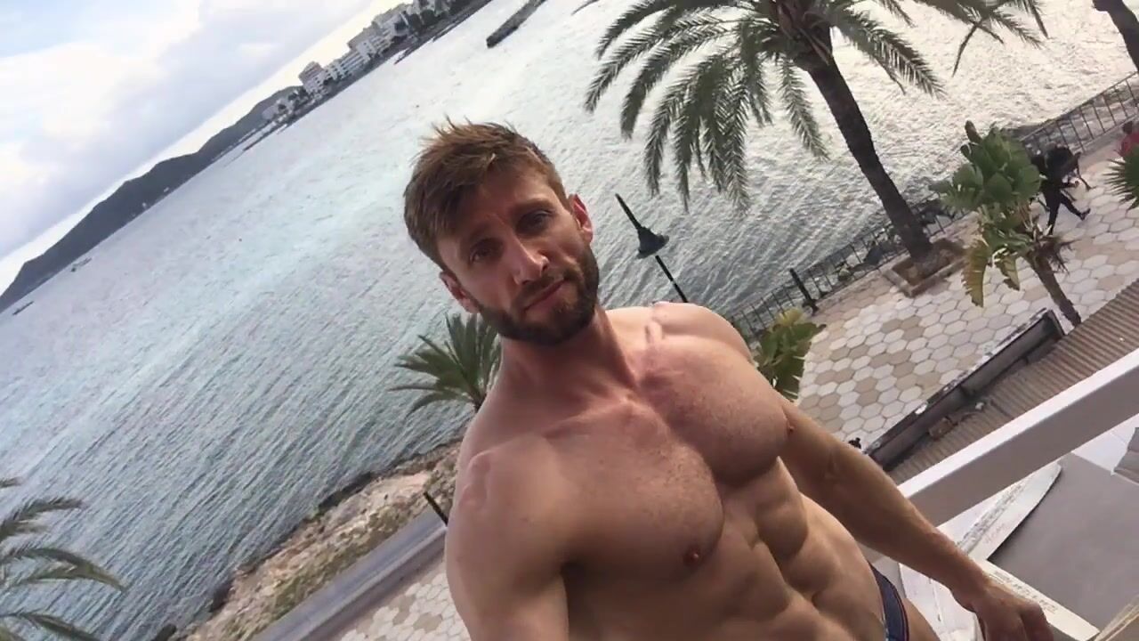 OnlyFans - Davide Zongoli (@acrodave) - free gay porn video (3)