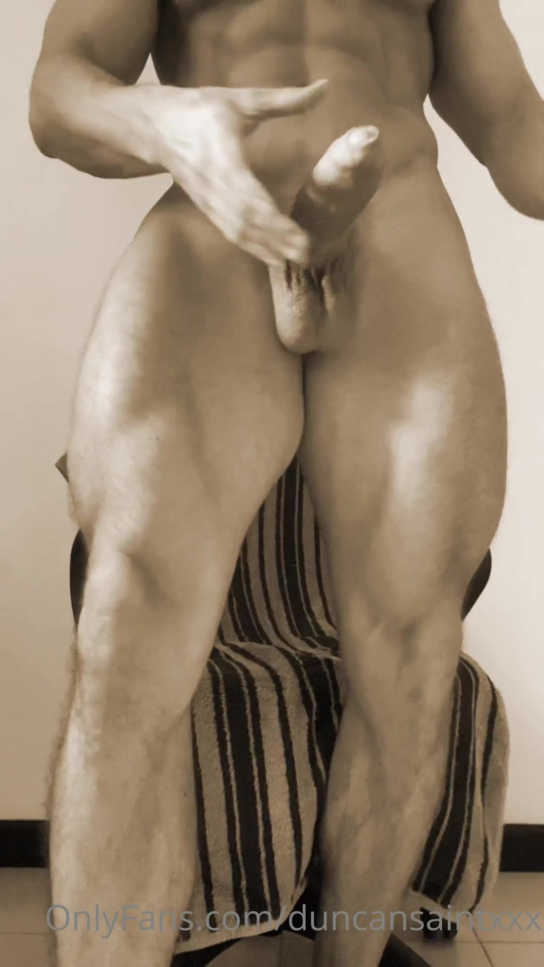 OnlyFans - Morningggggrr - Duncan Saint - free gay porn