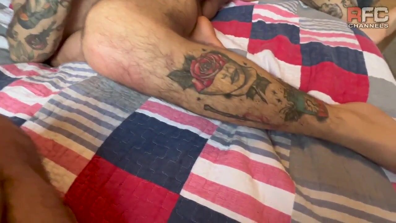 OnlyFans - Daniel Toro Igor Lucios and Ricky Hard flip fucking - free gay porn