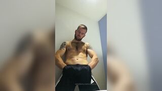 Adam Coussins (147) - BussyHunter.com