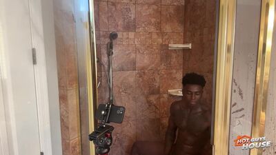 Quentin Parker showering with that meat.