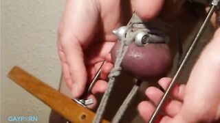 scrotum stretching cum3