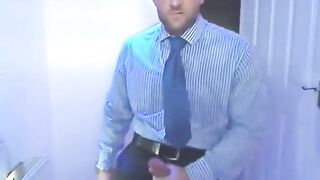 empresario batendo punheta3