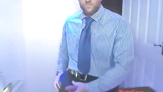 empresario batendo punheta3