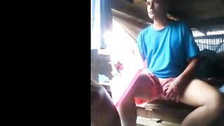 tarado mostrando pau no barco