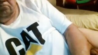 old man jerking in chat4