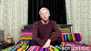 solo twink jax marnell drills ass with toy and wanks cock
