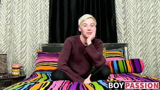 solo twink jax marnell drills ass with toy and wanks cock