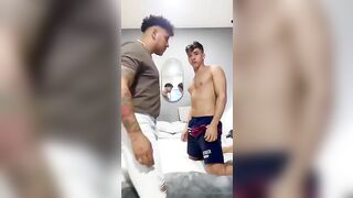 Amigo Mais Velho e seu Twink XVI - Latinos