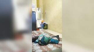 Main dikosan bareng kuli