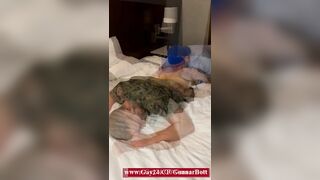 Met a soldier at the Cruising Place and brought him to the hotel to fuck