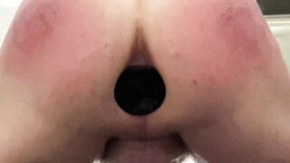 Exposure whore Christopher Allen Foster spanks his own ass 100 times