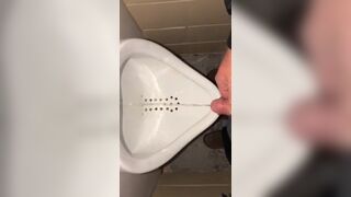Almost Caught Jerking off in Front of the Urinal because of the Camera Light, had to Stop for later Jetsfan1983 - BussyHunter.com