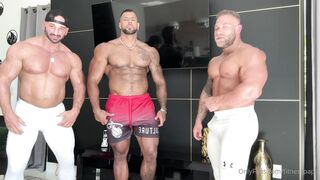 FitnessPapi - David Mitchell Fitness Papi Jake Daniel - Bodybuilder 3way