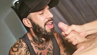 2 Loads in my mouth Romeo Davis XL - Gay Porn Sex Video