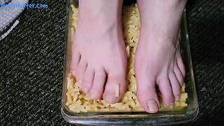 foot fetish food crush commission cake smellyskunkbutt