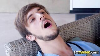 neighbor diagnoses stud and bareback fucks him outdoor 2