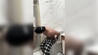 Berk can34 fucks a twink in the bathroom