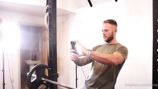 OnlyFnas Dcbrne time stop gym with @pumpaction with @paultheplumber