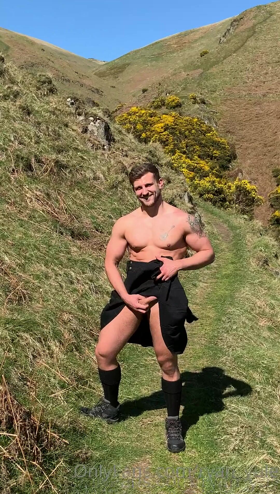 Alpha Scott Nude Sex Videos (197)