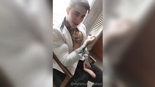 Talking dirty till I shoot a big load 