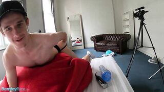 BR Blowing my hot mate Brad in the bean bag