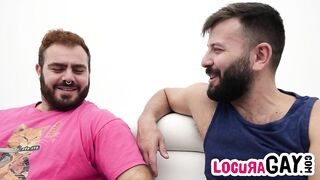 Entrevista y follada con peludazo argentino