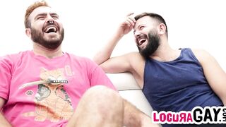 Entrevista y follada con peludazo argentino
